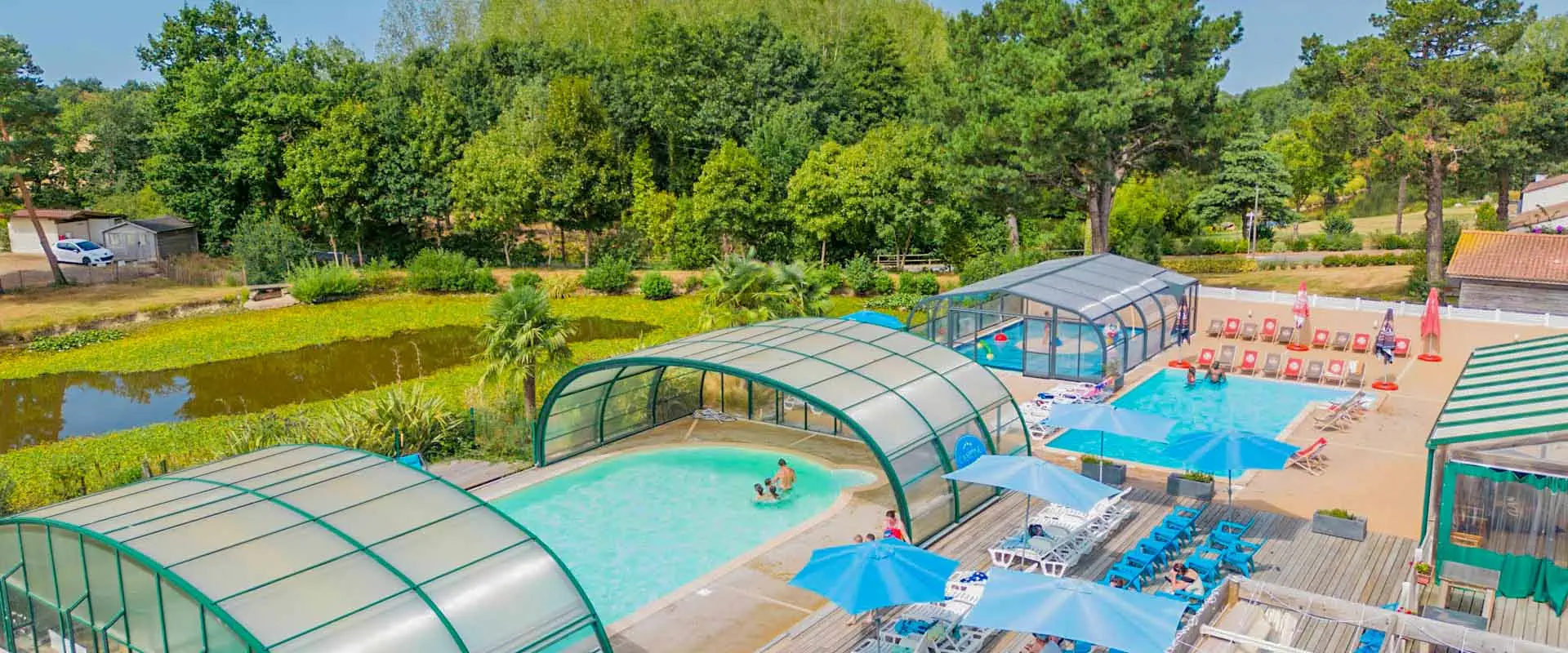 parc aquatique piscine couverte camping vendée